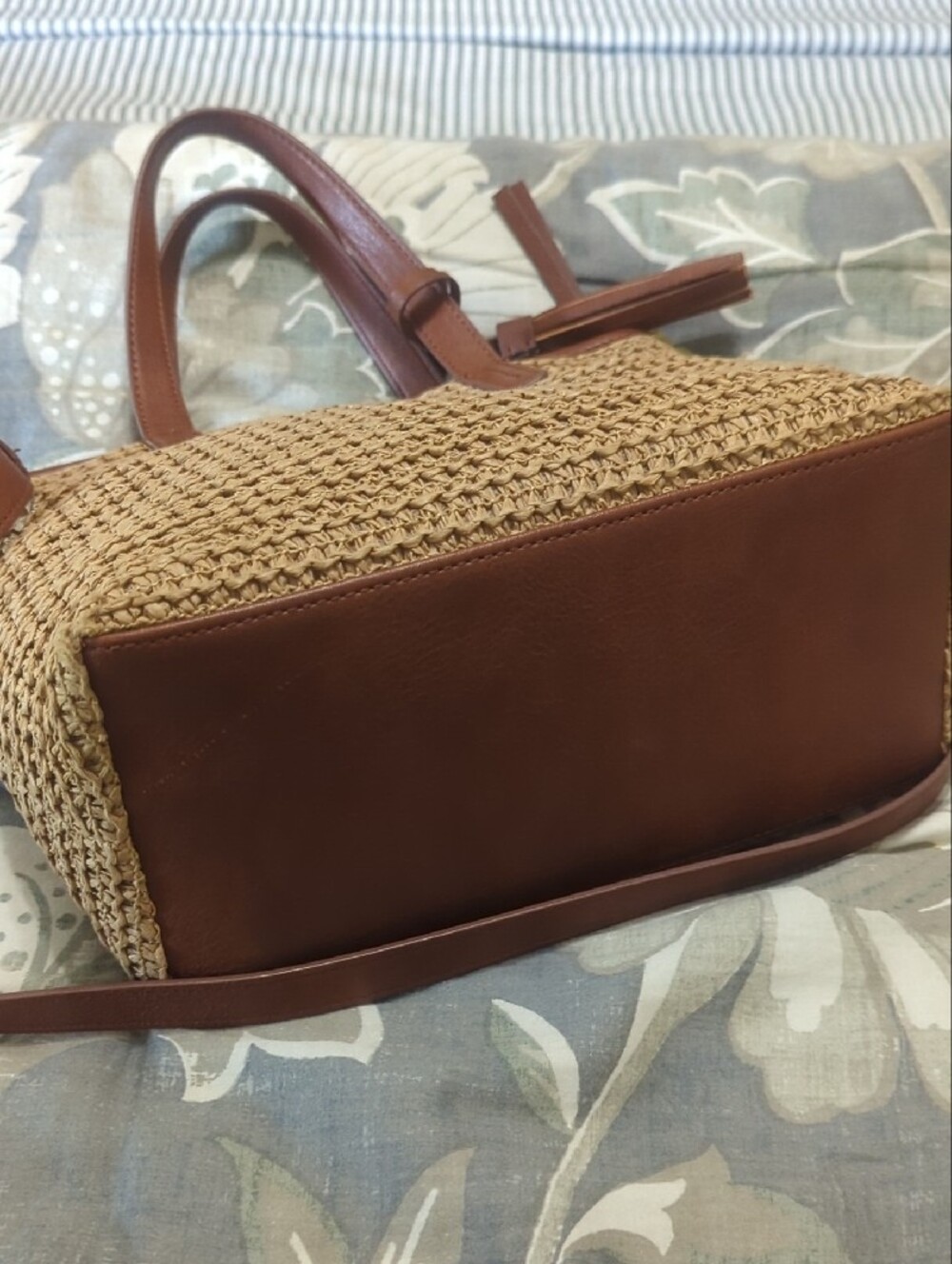 Sling Bag & Natural Woven Purse - Picture 7 of 7